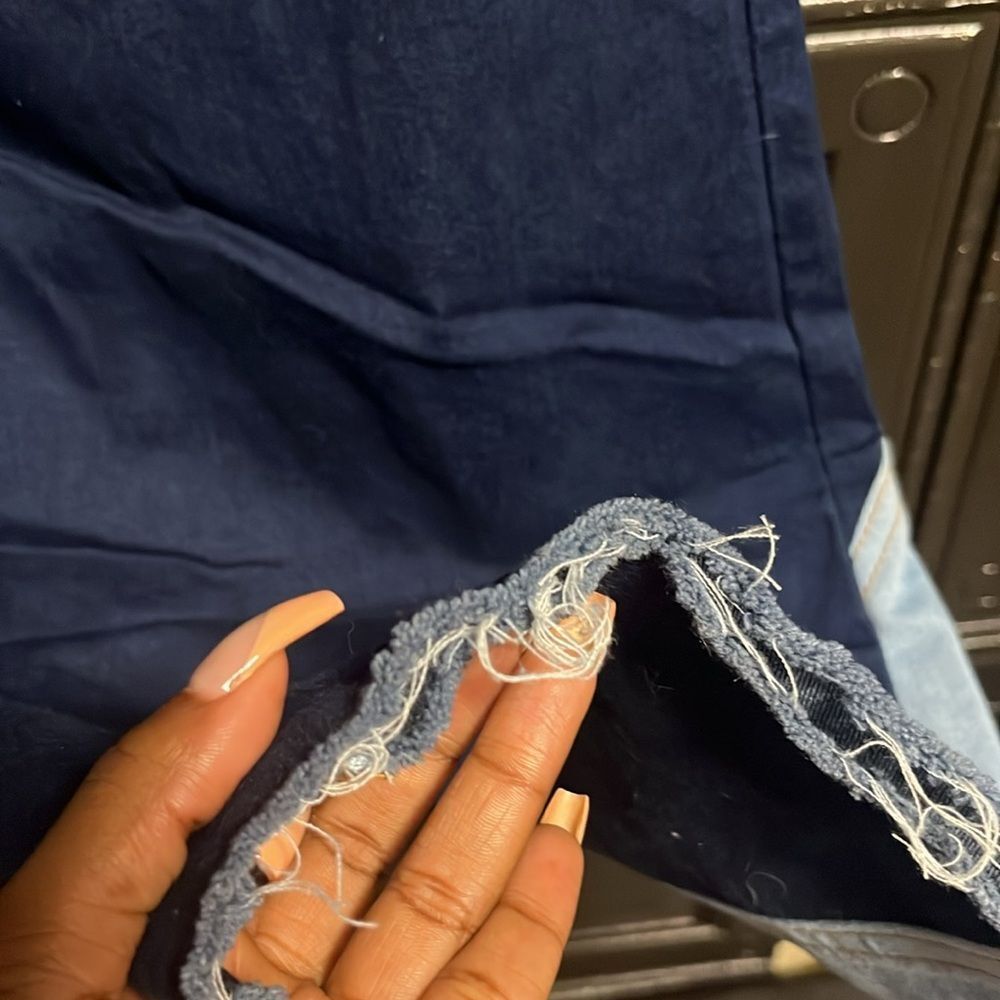 Fashionnova Flared  jeans - Picture 4 of 5